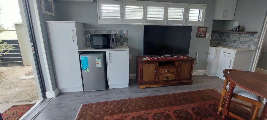 To Let 1 Bedroom Property for Rent in Fairhaven Country Estate Western Cape